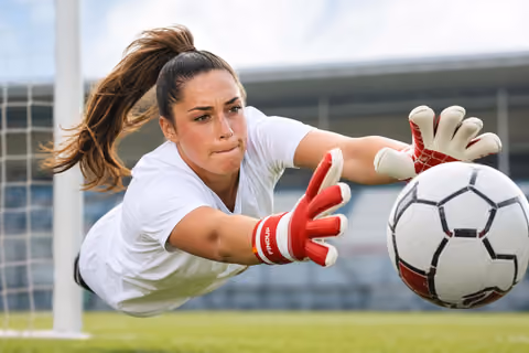 Gloves — Contoured grip
